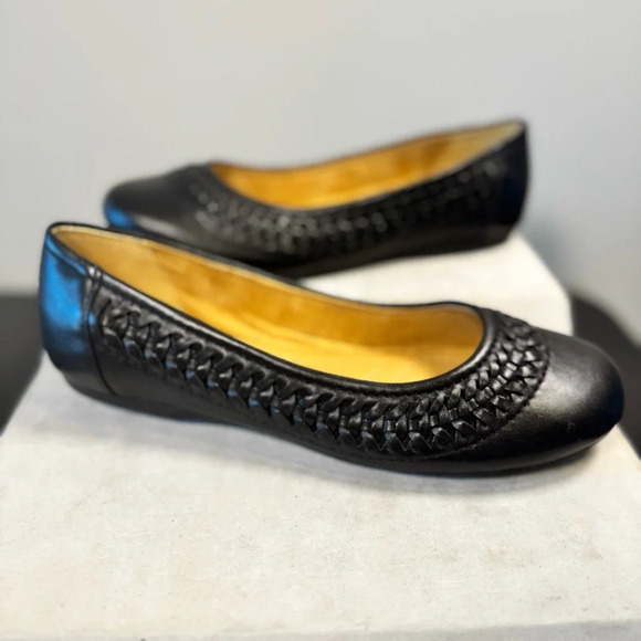 Earth Black Woven Flats Sophisticated Comfort - Picture 3 of 14